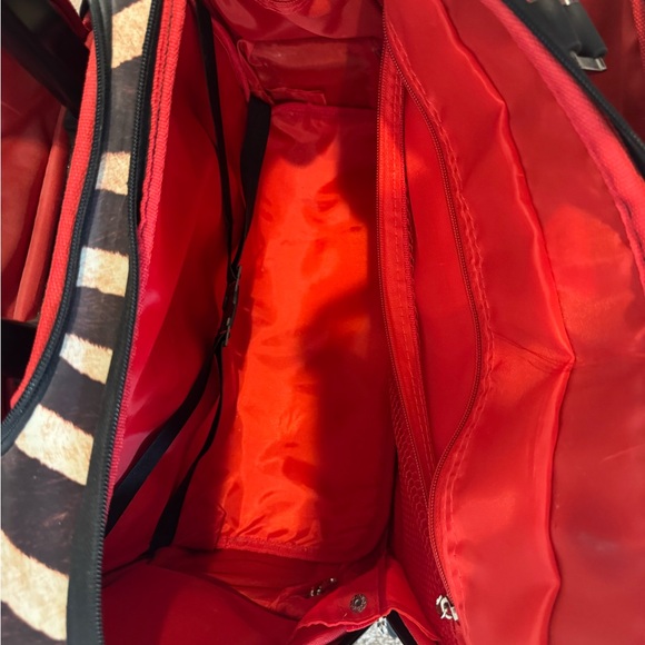 Brown and Cream Rolling Travel Bag - Picture 6 of 16